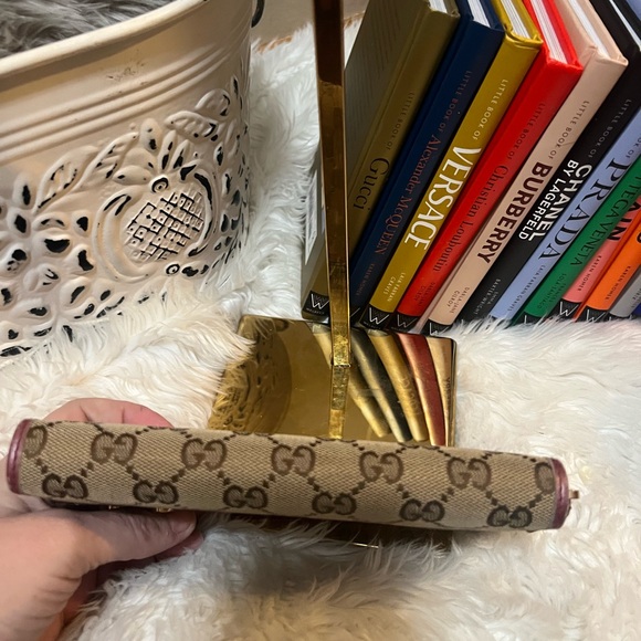 Gucci Cream and Pink Wallet - Picture 7 of 14